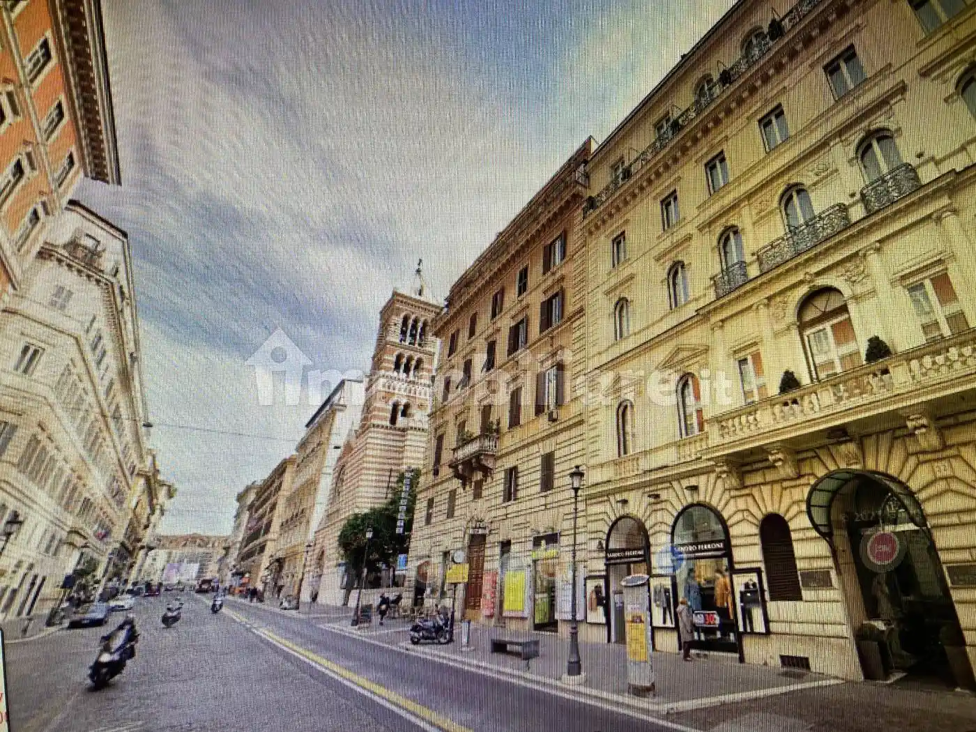 Palazzo - Edificio in vendita a Roma