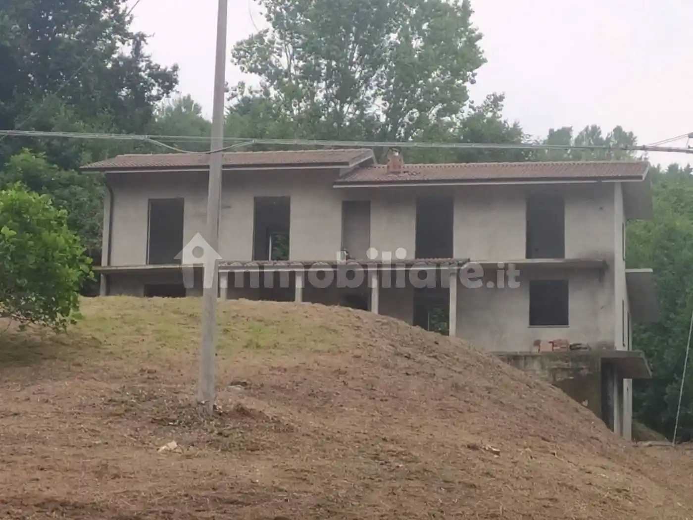 Villa in vendita a Bagnolo Piemonte