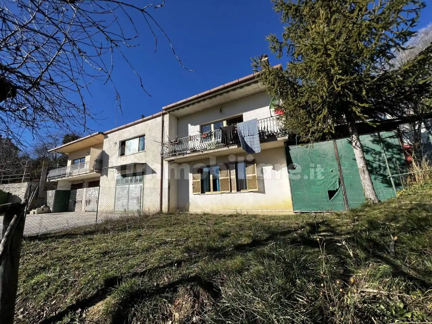 Villa in vendita a Longone Sabino