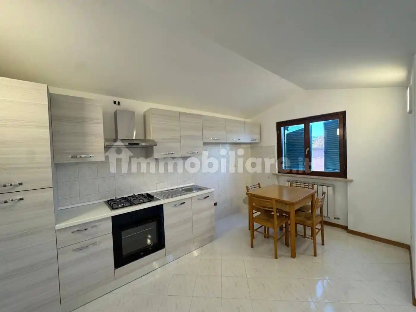 Appartamento in affitto a Perugia