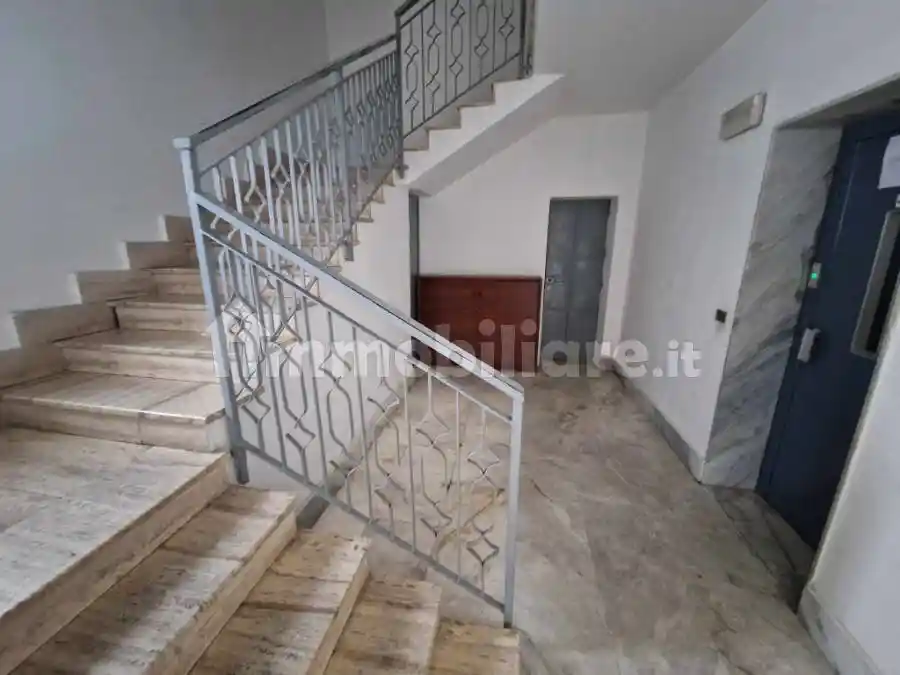 Quadrilocale buono stato, terzo piano, Modena - San Giorgio Extra, Reggio Calabria - foto 2