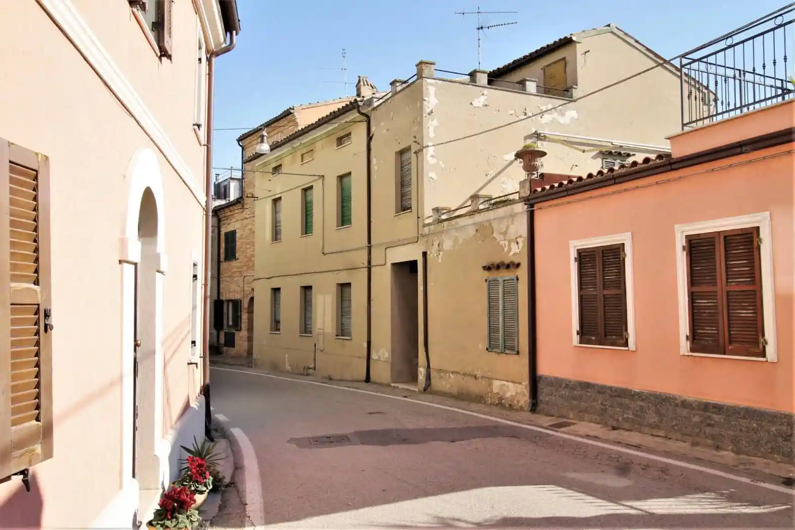 Casa indipendente in vendita a Fermo