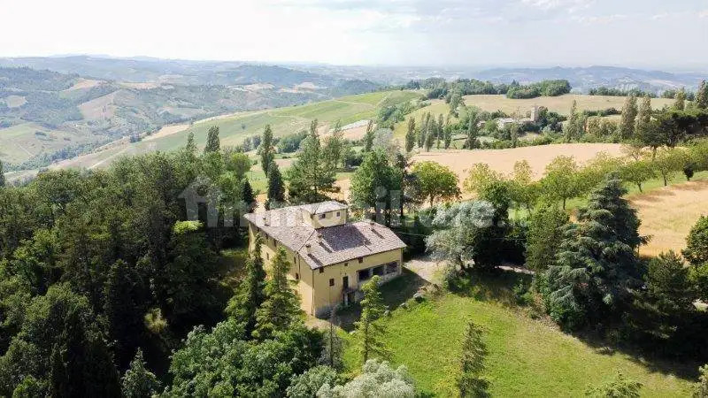 Villa in vendita a Monte San Pietro