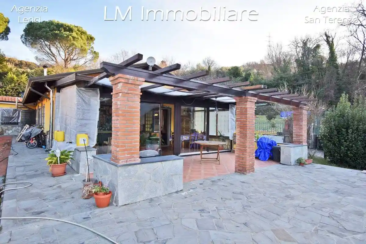 Villa in vendita a Fosdinovo