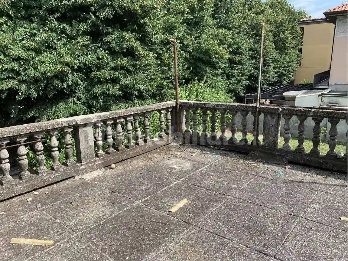 Palazzo - Edificio - foto 2