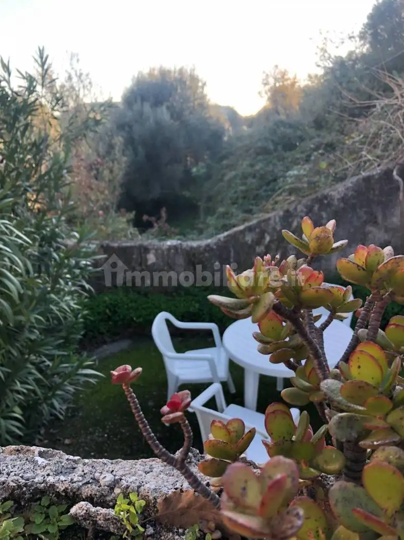 Trilocale via Sant'Agata Sud 19, Centola