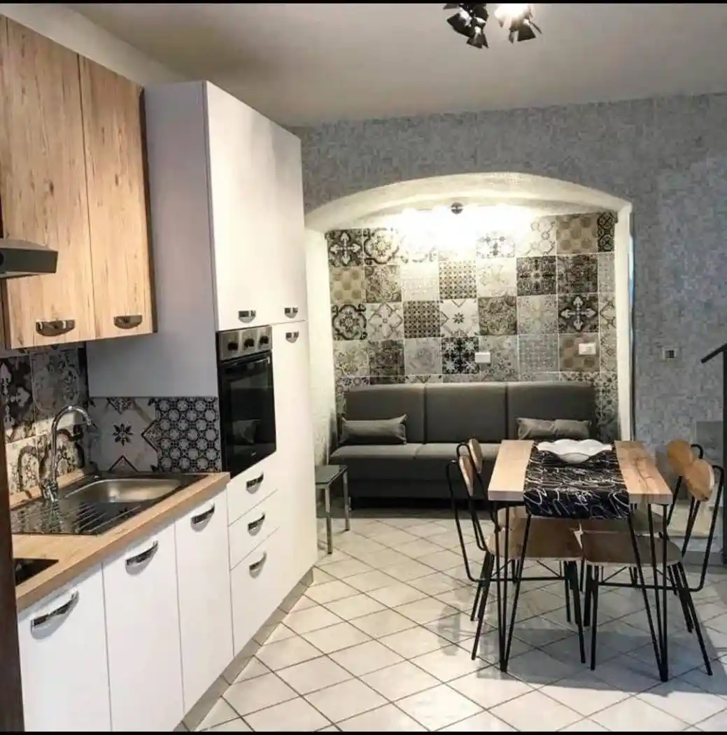 Palazzo - Edificio in affitto a Palermo