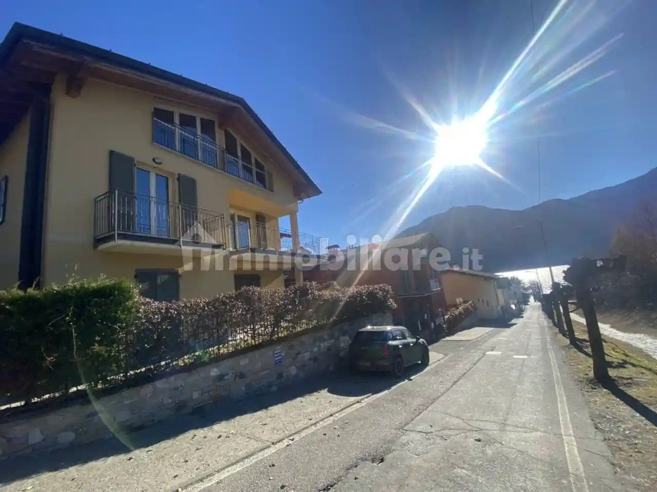 Appartamento in vendita a Tremezzina