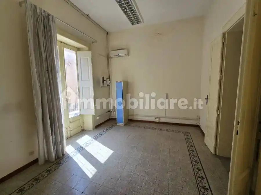 Appartamento ottimo stato, primo piano, Centro Storico, Reggio Calabria - foto 3