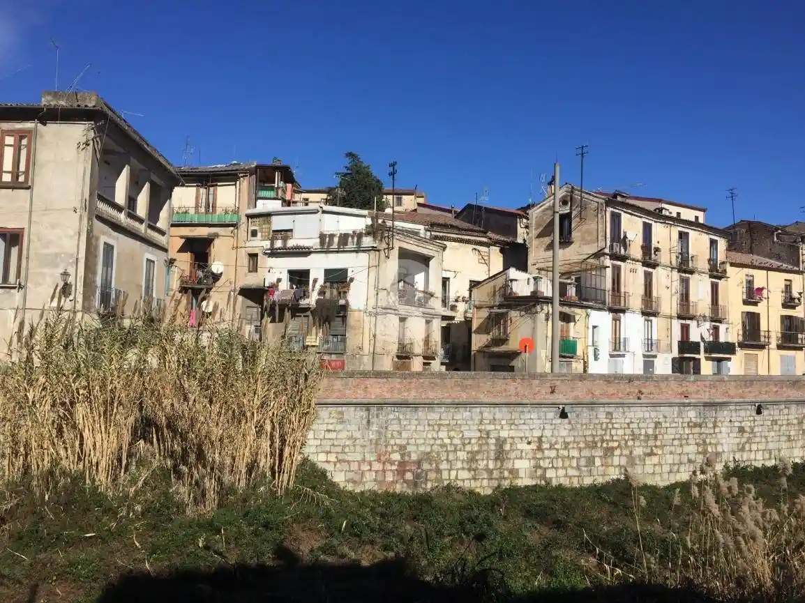 Trilocale via Carlo d'Aquino 32, Centro Storico, Cosenza - foto 2