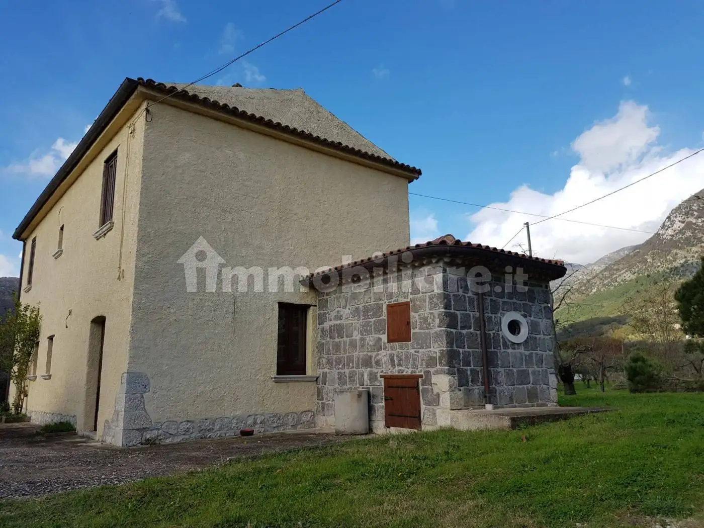 Rustico - Casale in vendita a San Lorenzello