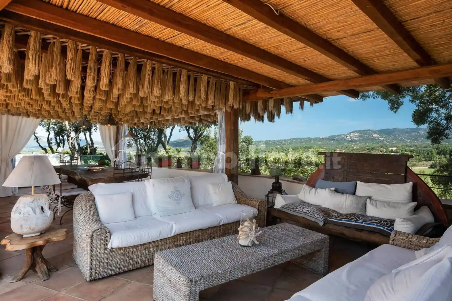 Villa unifamiliare via Stazzu Lu Saraghinu 12/2, San Pantaleo, Olbia - foto 5