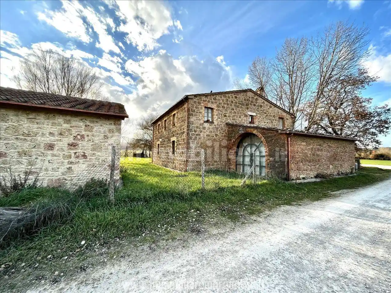 Rustico - Casale in vendita a Sarteano