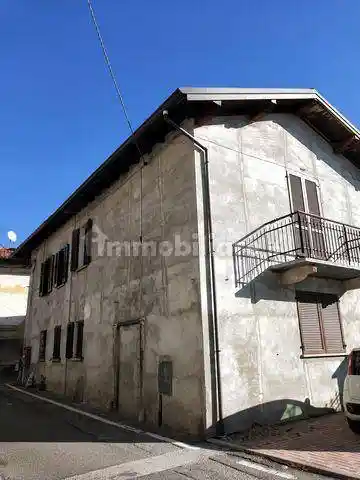 Appartamento in vendita a Sumirago