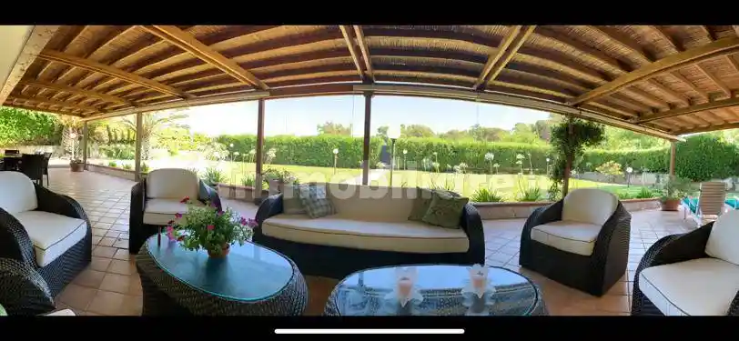 Villa in affitto a Sabaudia