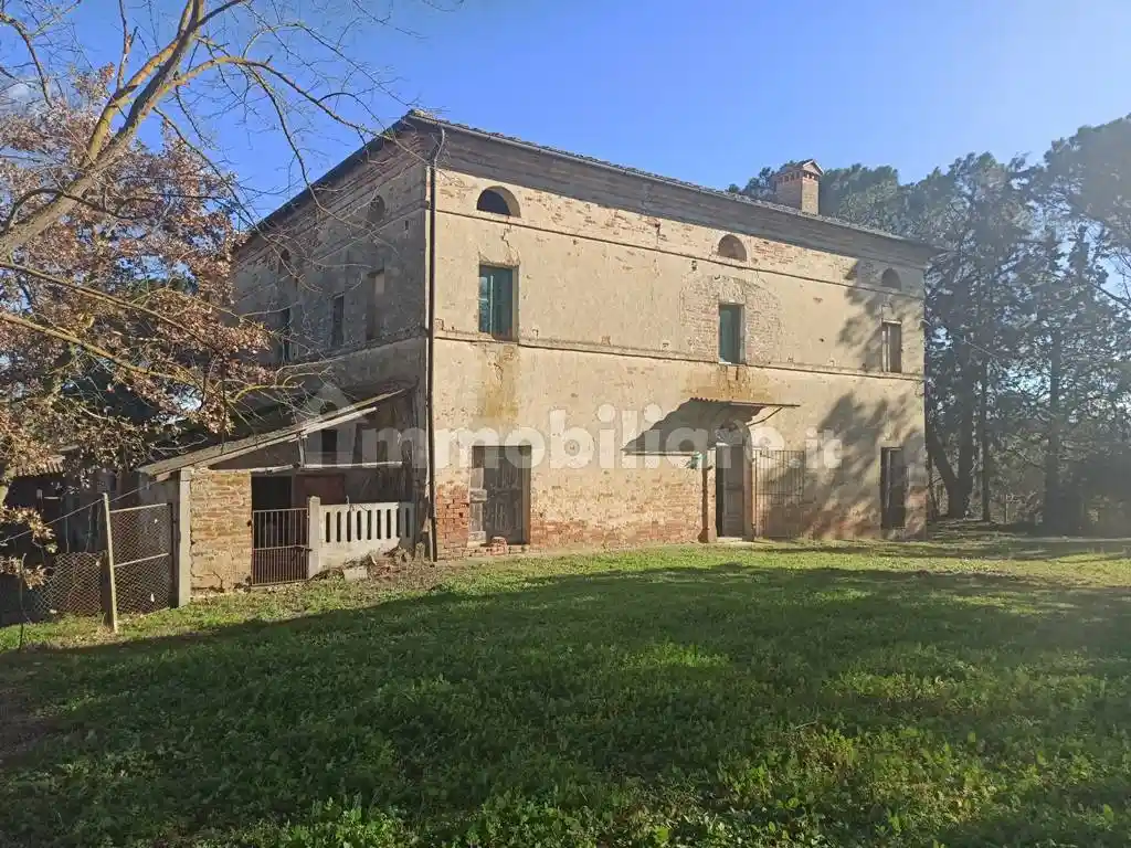 Rustico - Casale in vendita a Castiglione del Lago