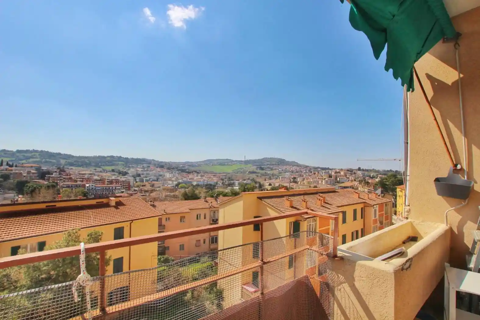 Appartamento in vendita a Ancona