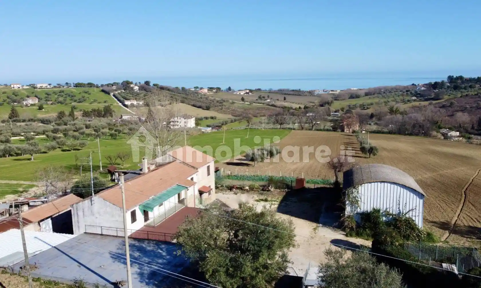 Rustico - Casale in vendita a Civitanova Marche