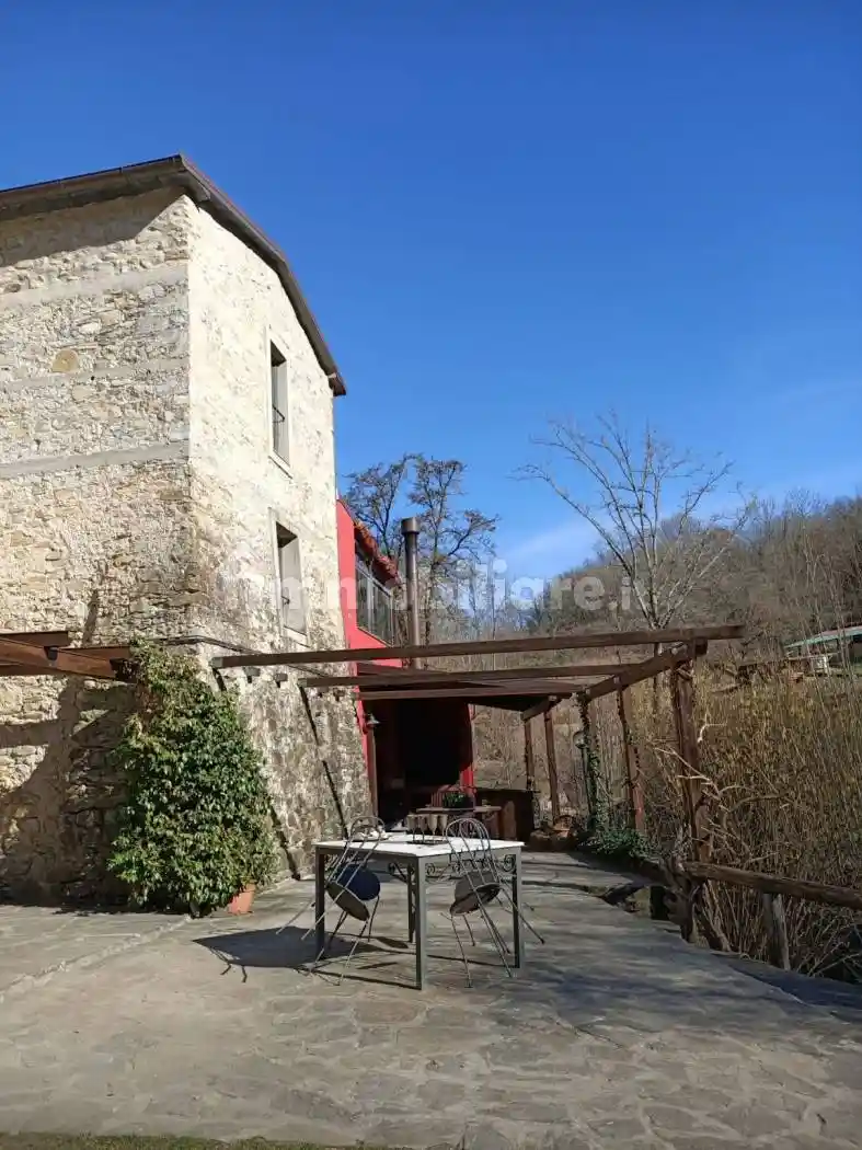 Rustico - Casale in vendita a Licciana Nardi