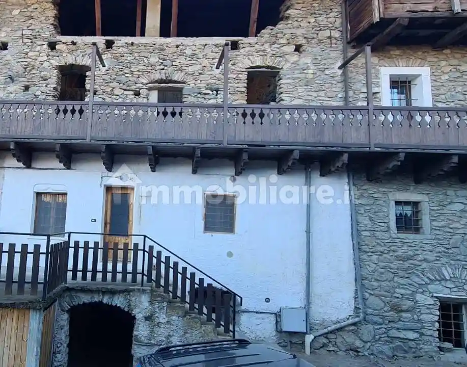 Appartamento in vendita a Fénis