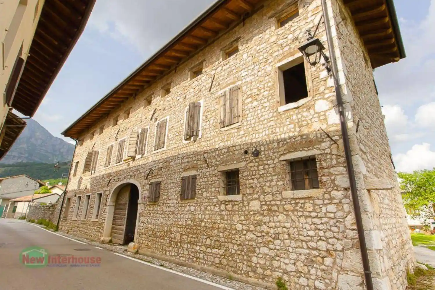 Villa in vendita a Montereale Valcellina