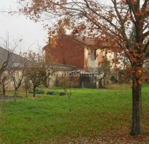 Palazzo - Edificio in vendita a Soresina