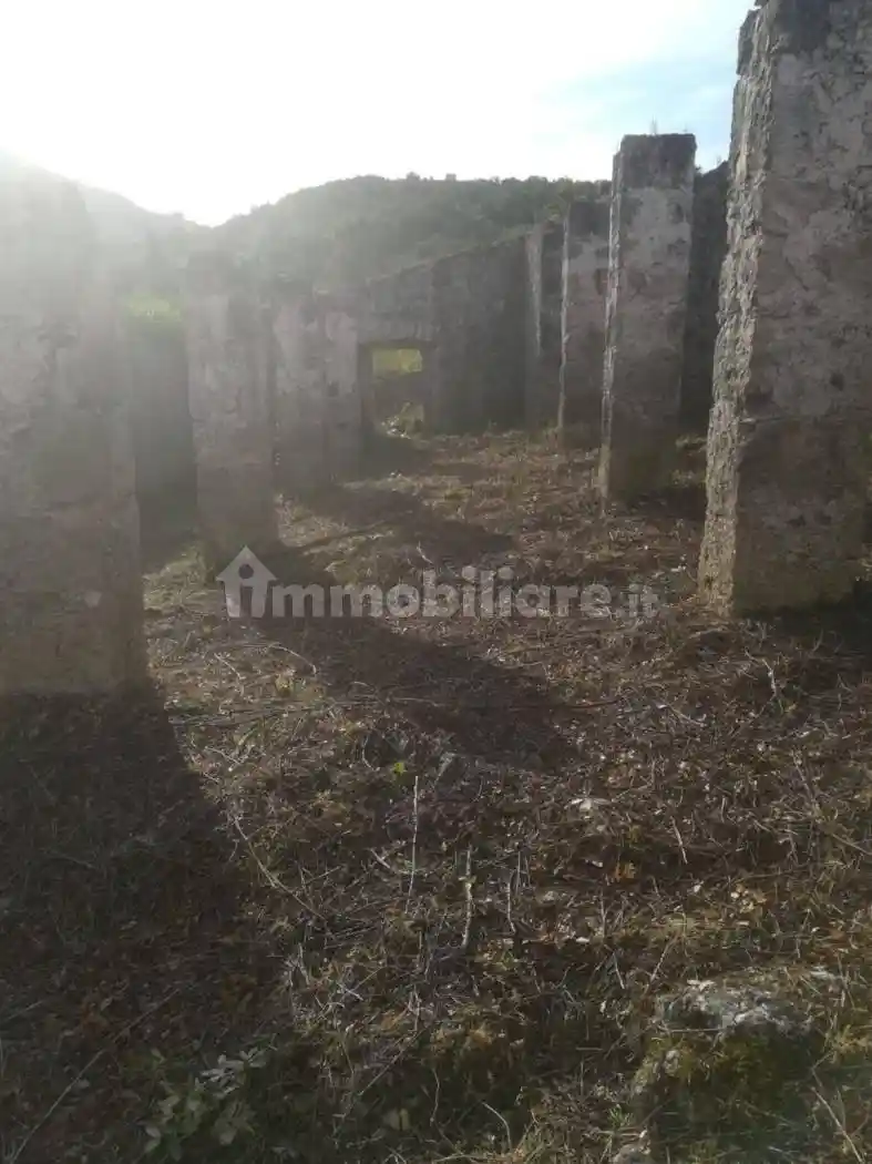 Rustico - Casale in vendita a Itri