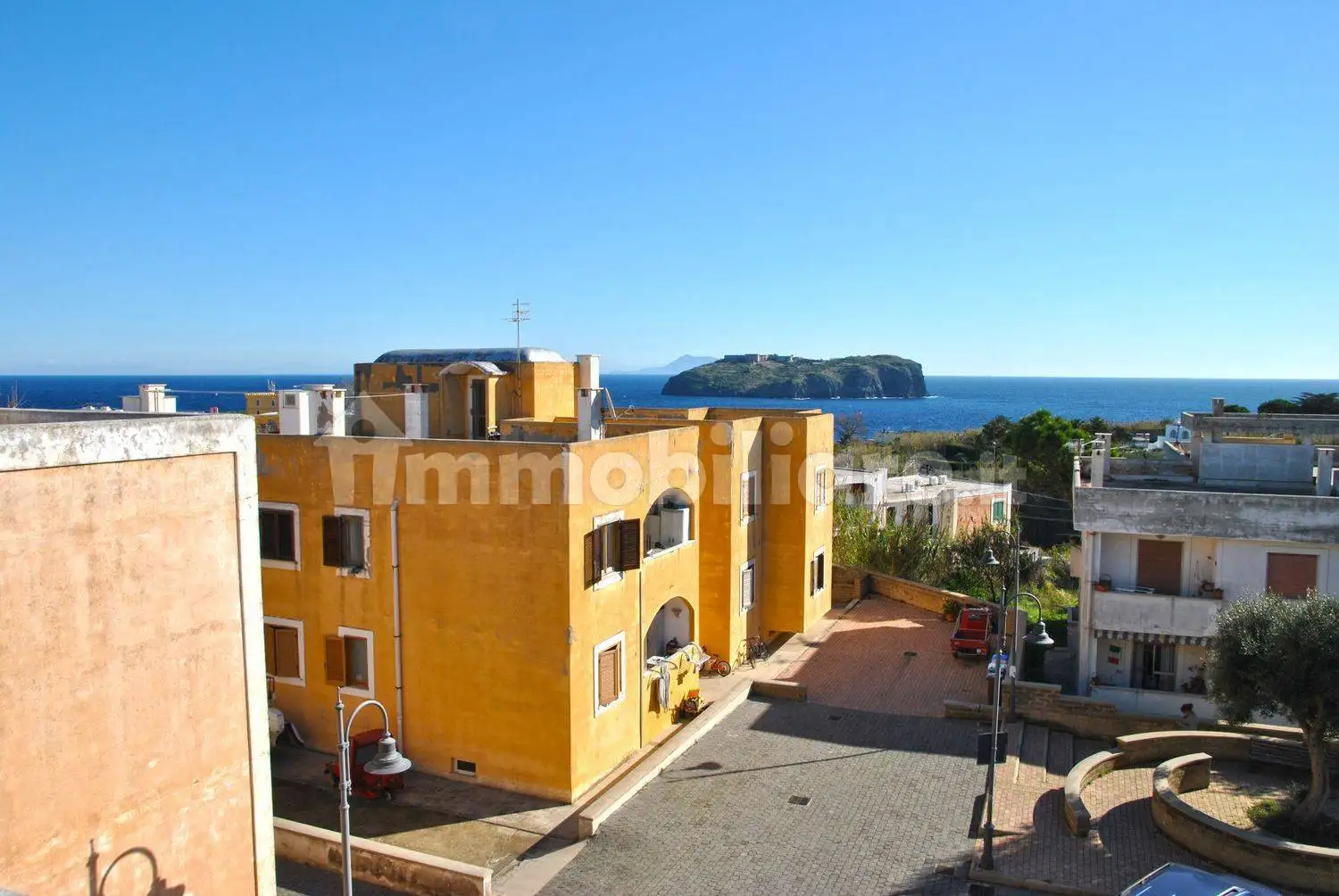 Appartamento in vendita a Ventotene