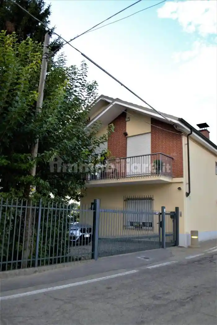 Villa in vendita a Asti