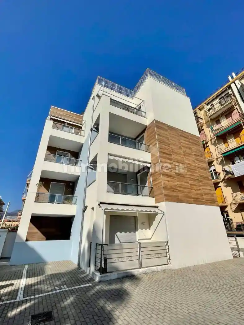 Appartamento in vendita a Borghetto Santo Spirito