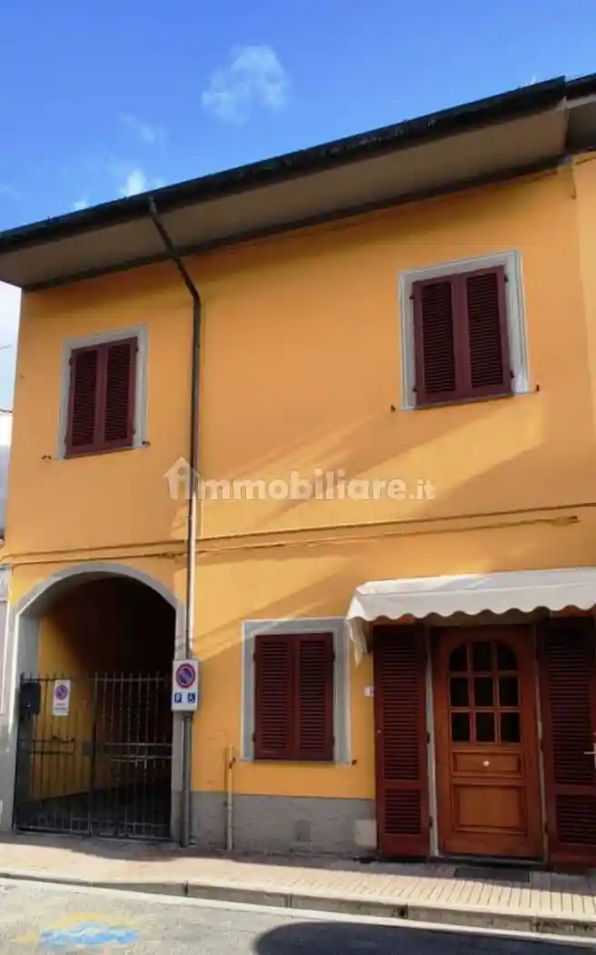 Palazzo - Edificio in vendita a Monsummano Terme