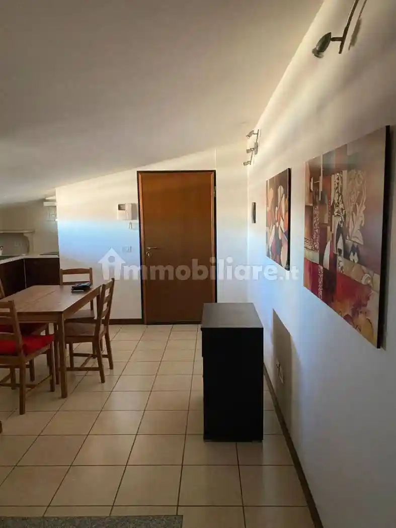 Attico - Mansarda in affitto a Pomezia