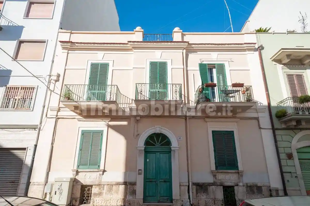 Appartamento in affitto a Bari