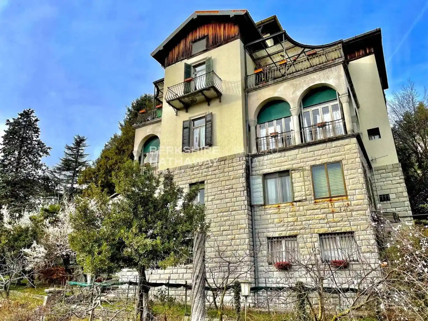 Villa in vendita a Centro Valle Intelvi