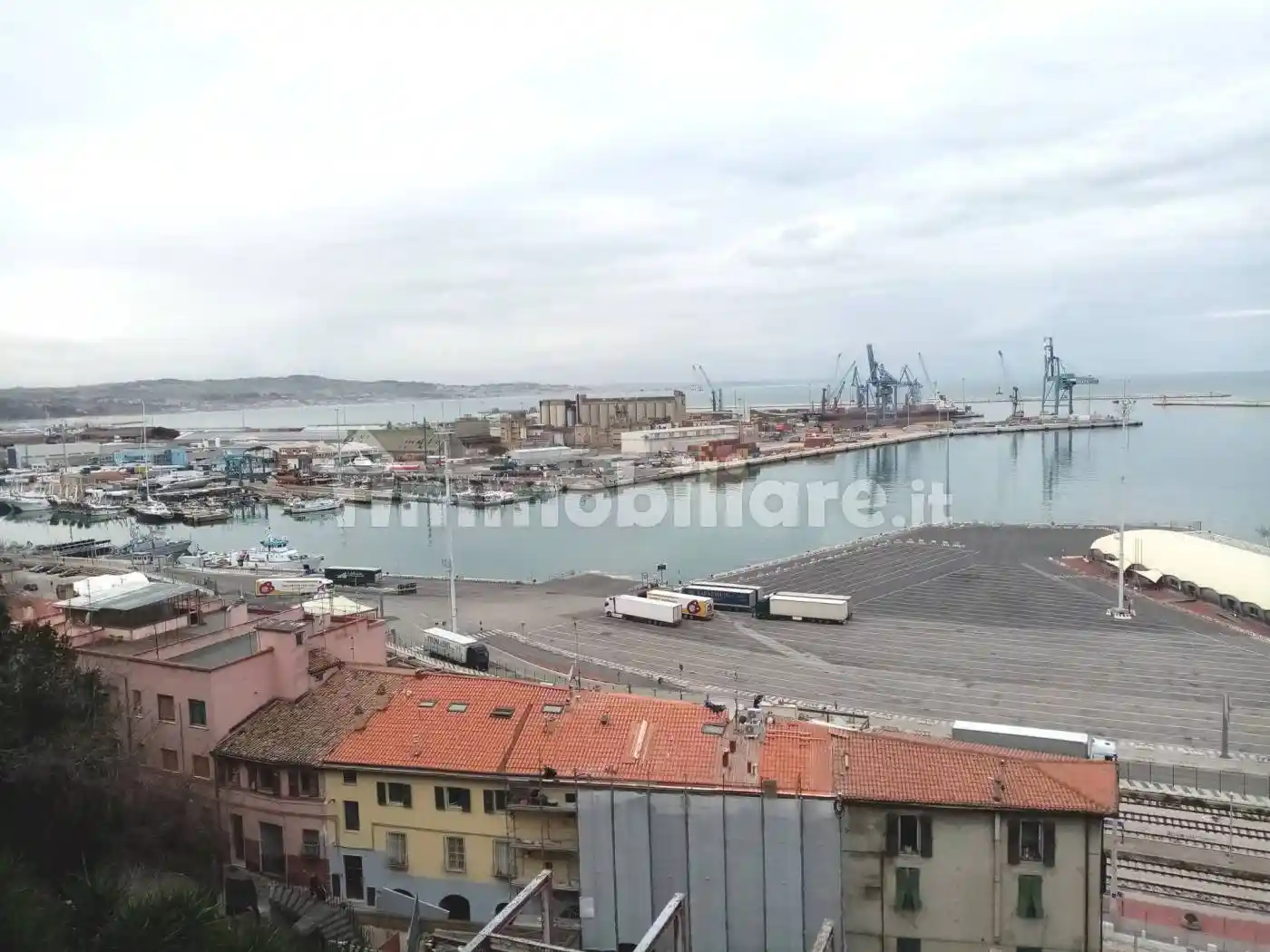 Trilocale piazza San Marco, Capodimonte, Ancona - foto 2