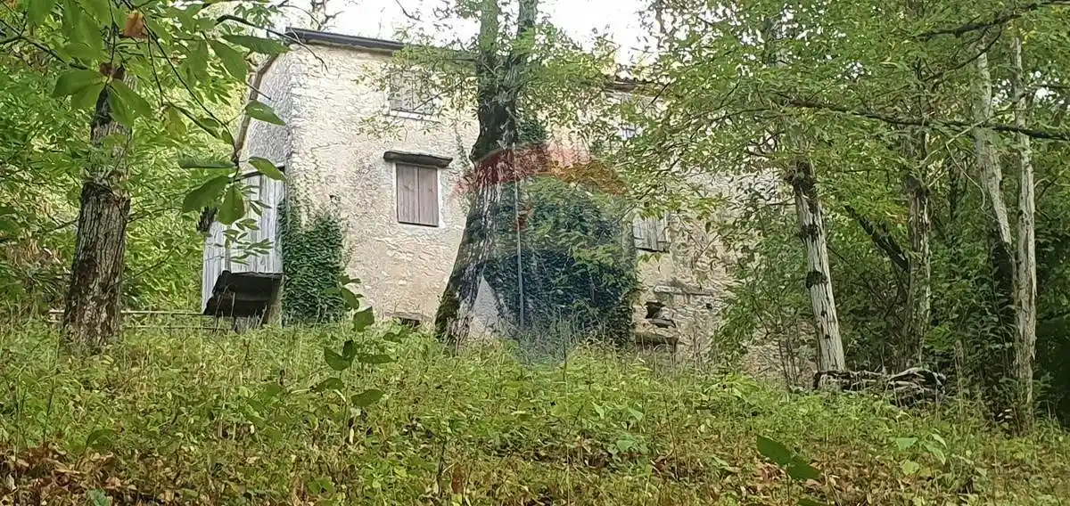 Rustico - Casale in vendita a Brenzone sul Garda