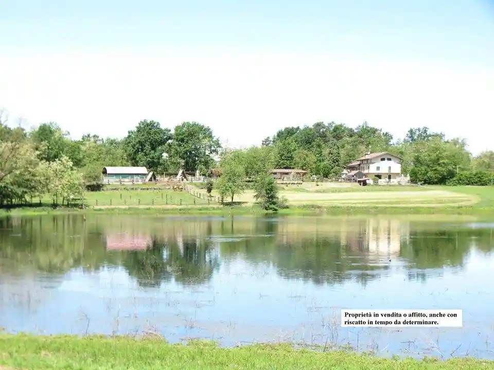 Rustico - Casale in vendita a Besnate