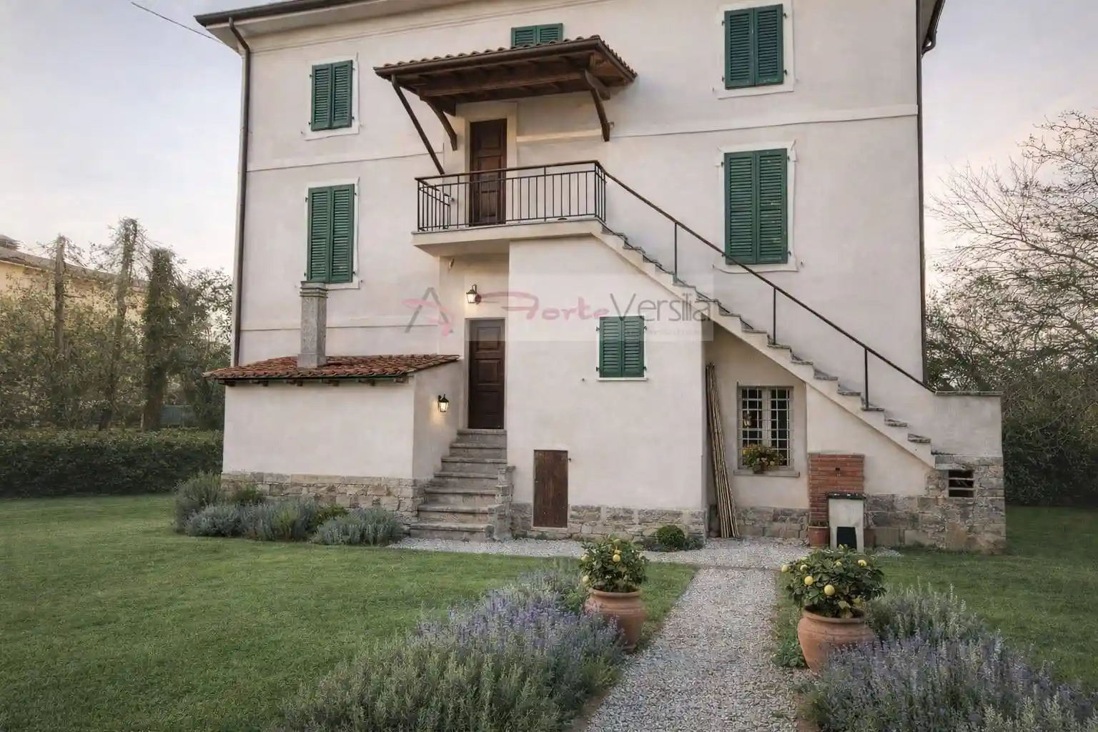 Villa in vendita a Camaiore