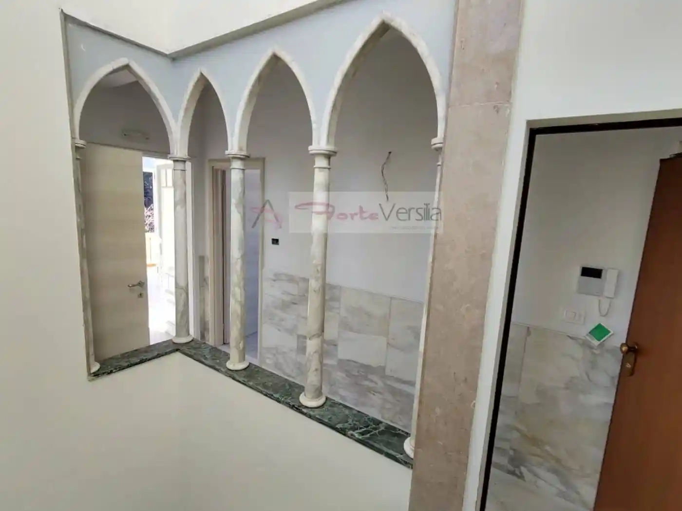 Appartamento in vendita a Viareggio