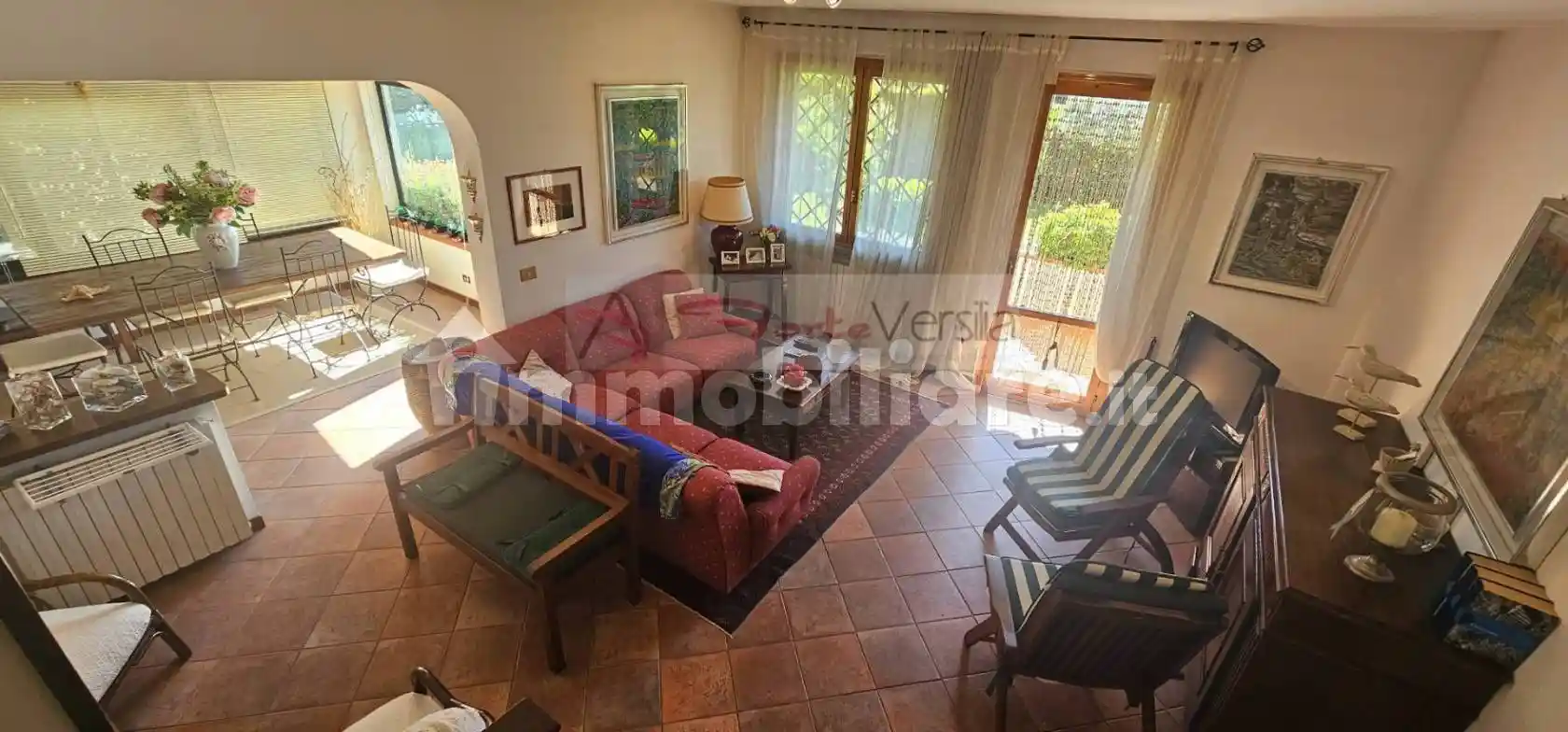 Villa in vendita a Montignoso