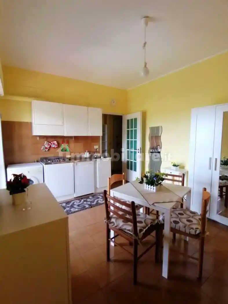 Appartamento in affitto a Giardini-Naxos