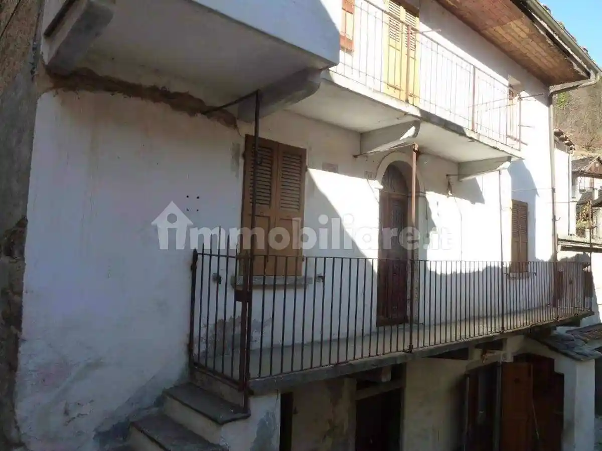 Casa indipendente in vendita a Varzo