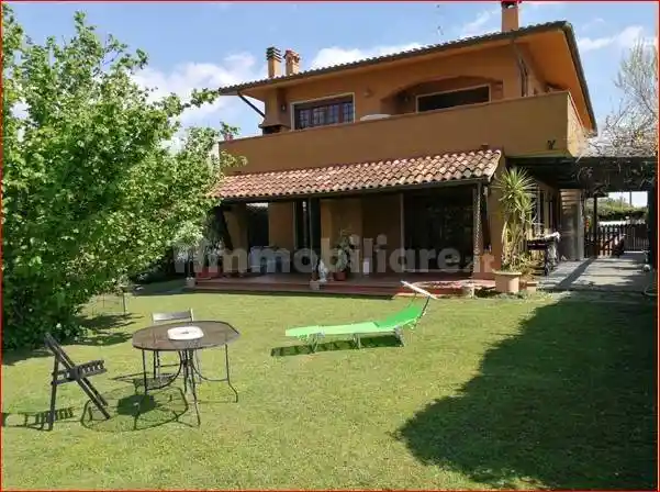 Villa in vendita a Forte dei Marmi