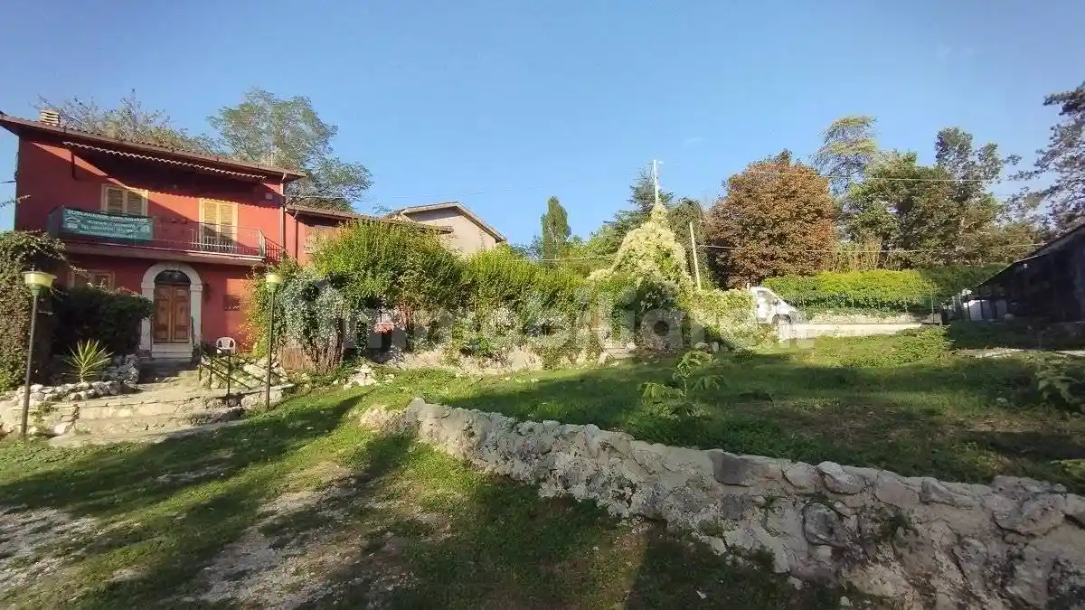 Villa in vendita a Trevi nel Lazio