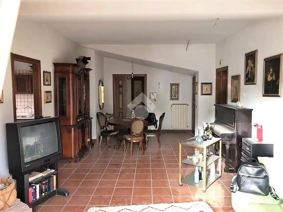 Quadrilocale via Elena Discepolo, Castelvetere sul Calore - foto 3