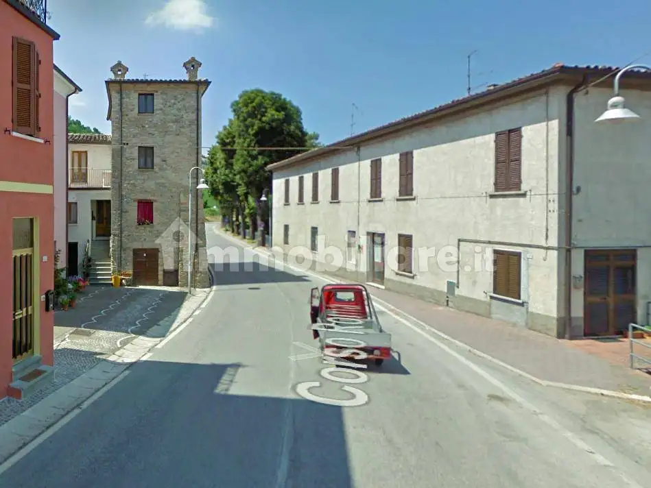 Appartamento in vendita a Lunano