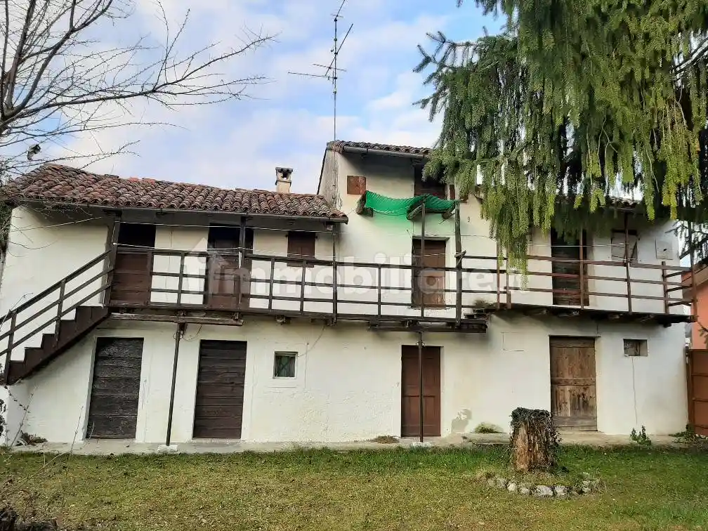 Rustico - Casale in vendita a Aviano