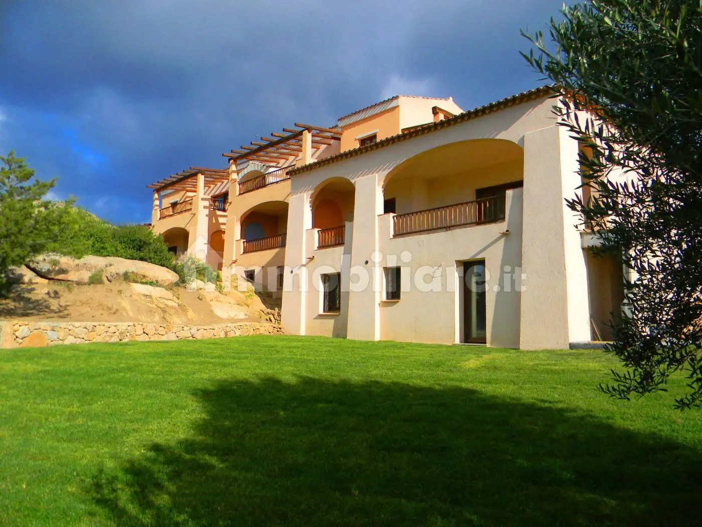 Appartamento in affitto a Arzachena