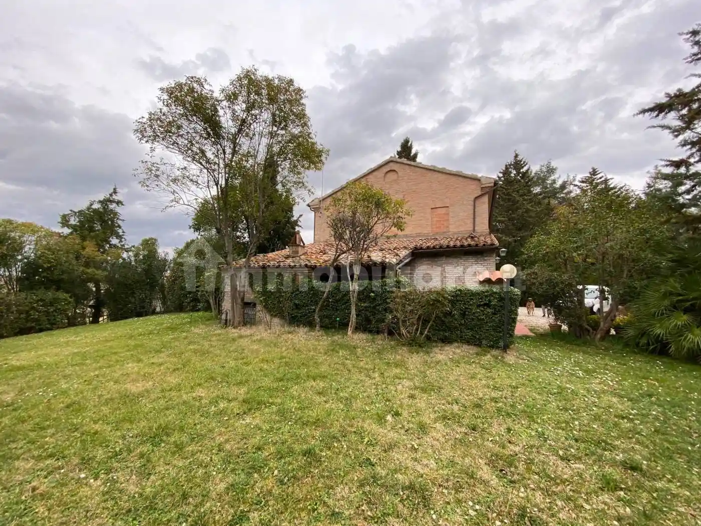 Villa in affitto a Jesi