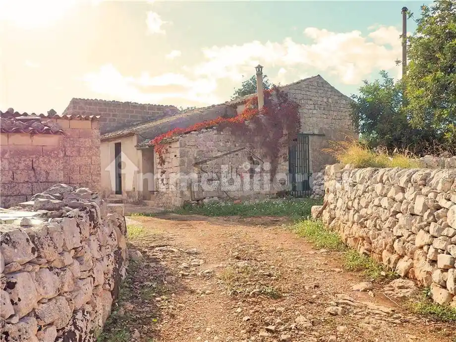 Rustico - Casale in vendita a Scicli